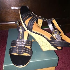 Brand NEW Clark Laguna Cove Black Sandals Size 6.5